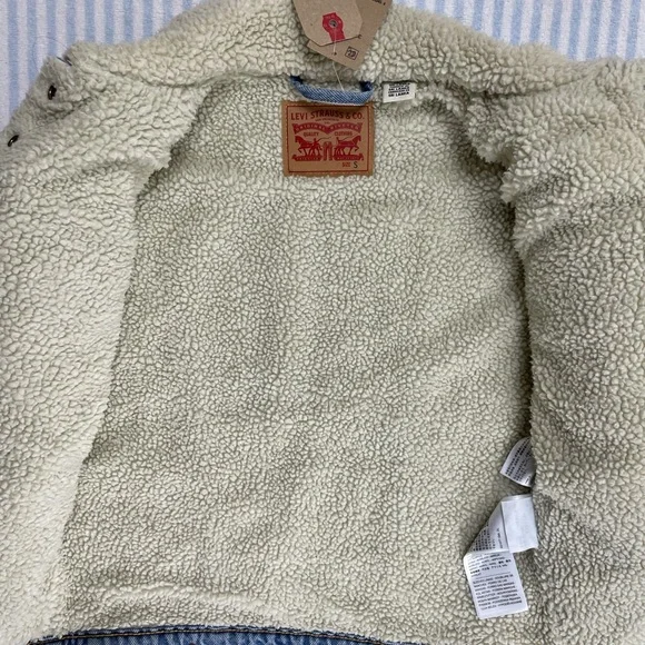 Levi’s Original Sherpa lined snap button trucker jacket - Picture 5 of 9